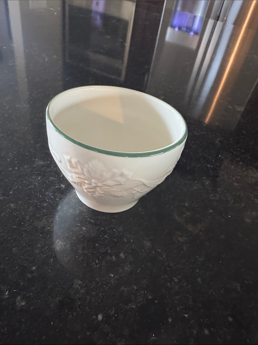 Mikasa White Ceramic Decorative candle holder with Green Rim